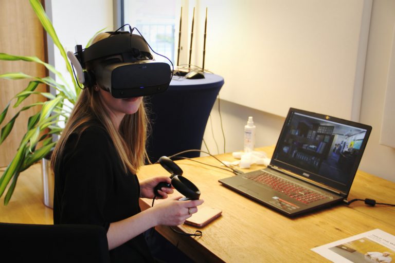 Virtual Reality Headset im Test für die Kultur